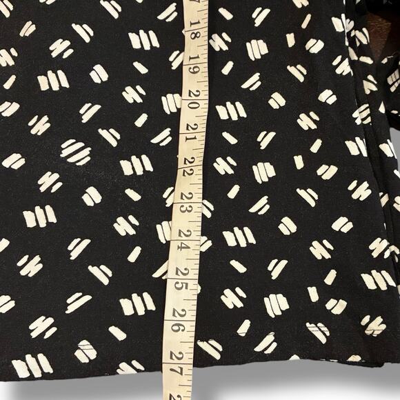 Chico's Top Women's Sz 3 (XL) Square Neck White Dash Print Soft Rayon 3/4 Sleeve - Picture 6 of 6